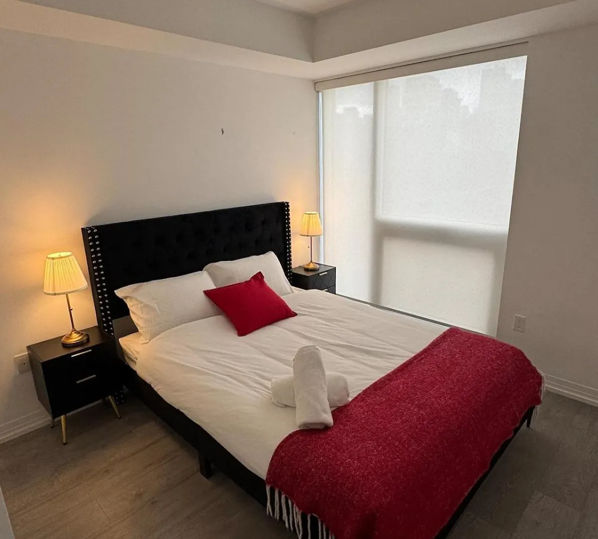 Royal Bnb 1 Bed 1 Den Pristine Downtown Toronto Retreat 公寓