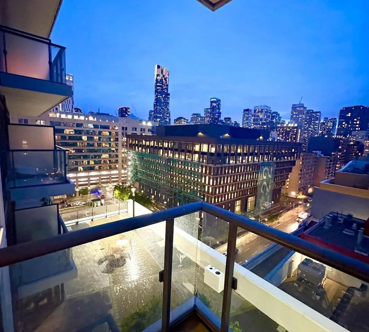 Royal Bnb 1 Bed 1 Den Pristine Downtown Toronto Retreat 0*,